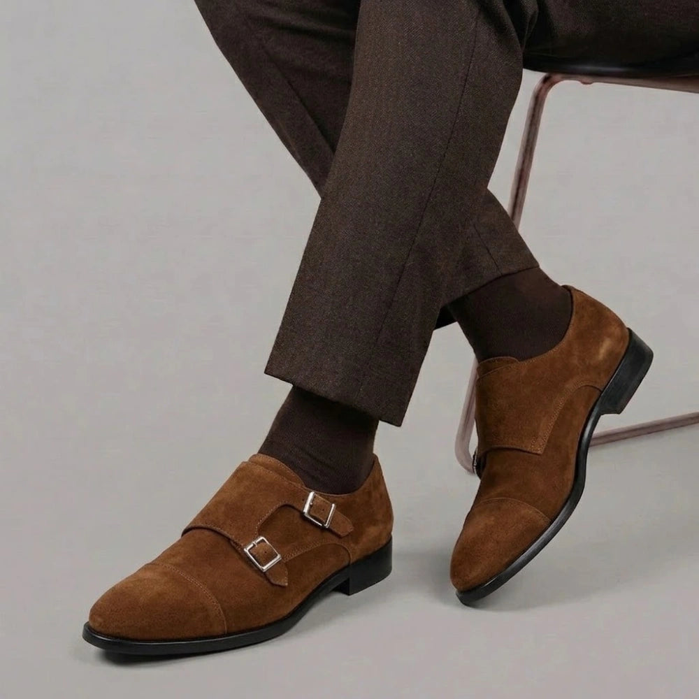 Chaussure homme à double boucle en daim marron clair