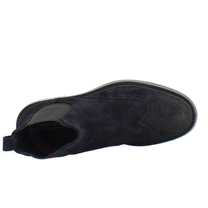 Chelsea boot in blue suede with rubber sole in just €205.00
