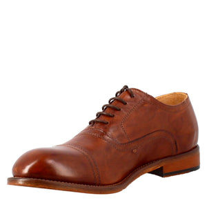 Men's elegant vintage brown oxford shoe in leather in just €189.99