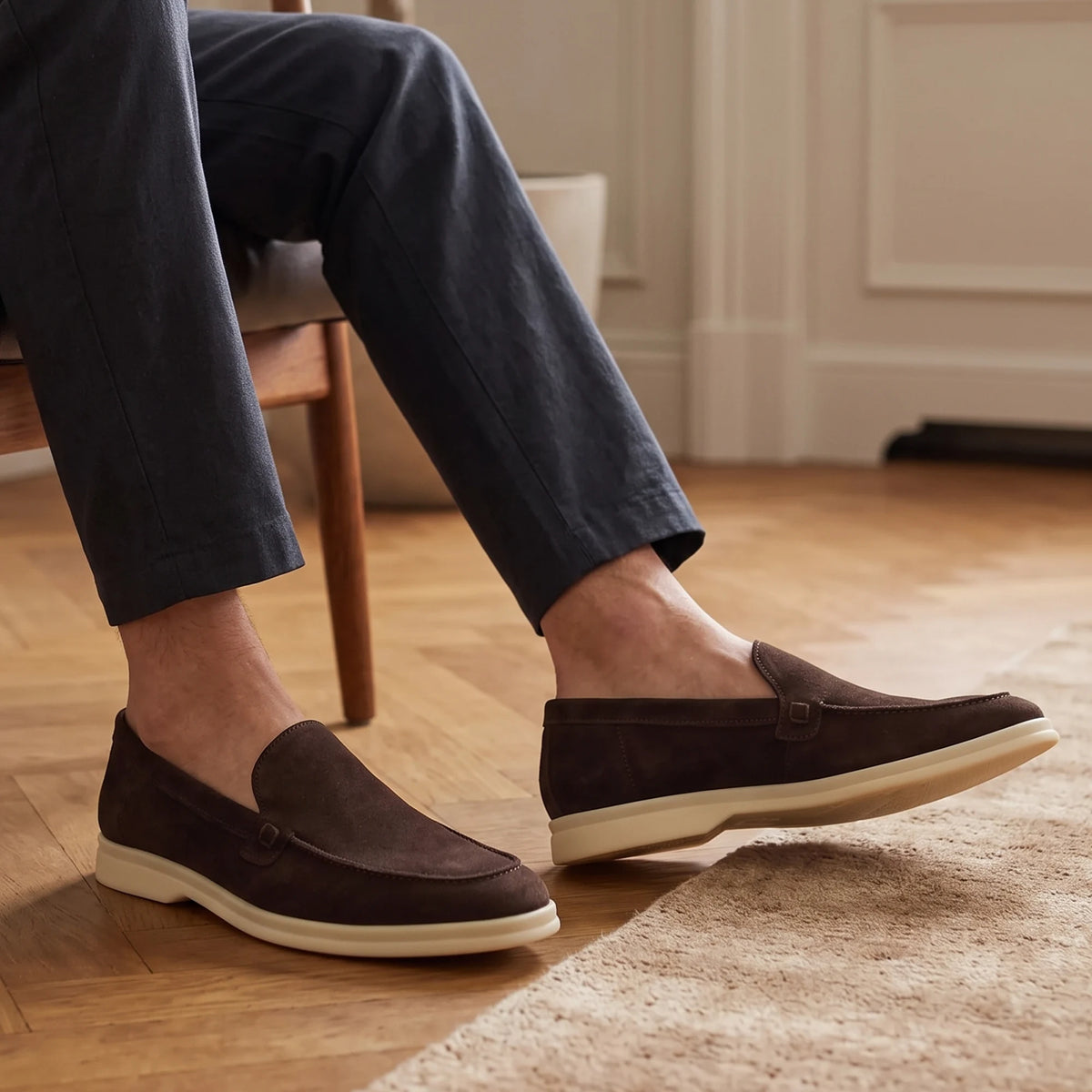 Casual men's moccasin in dark brown suede