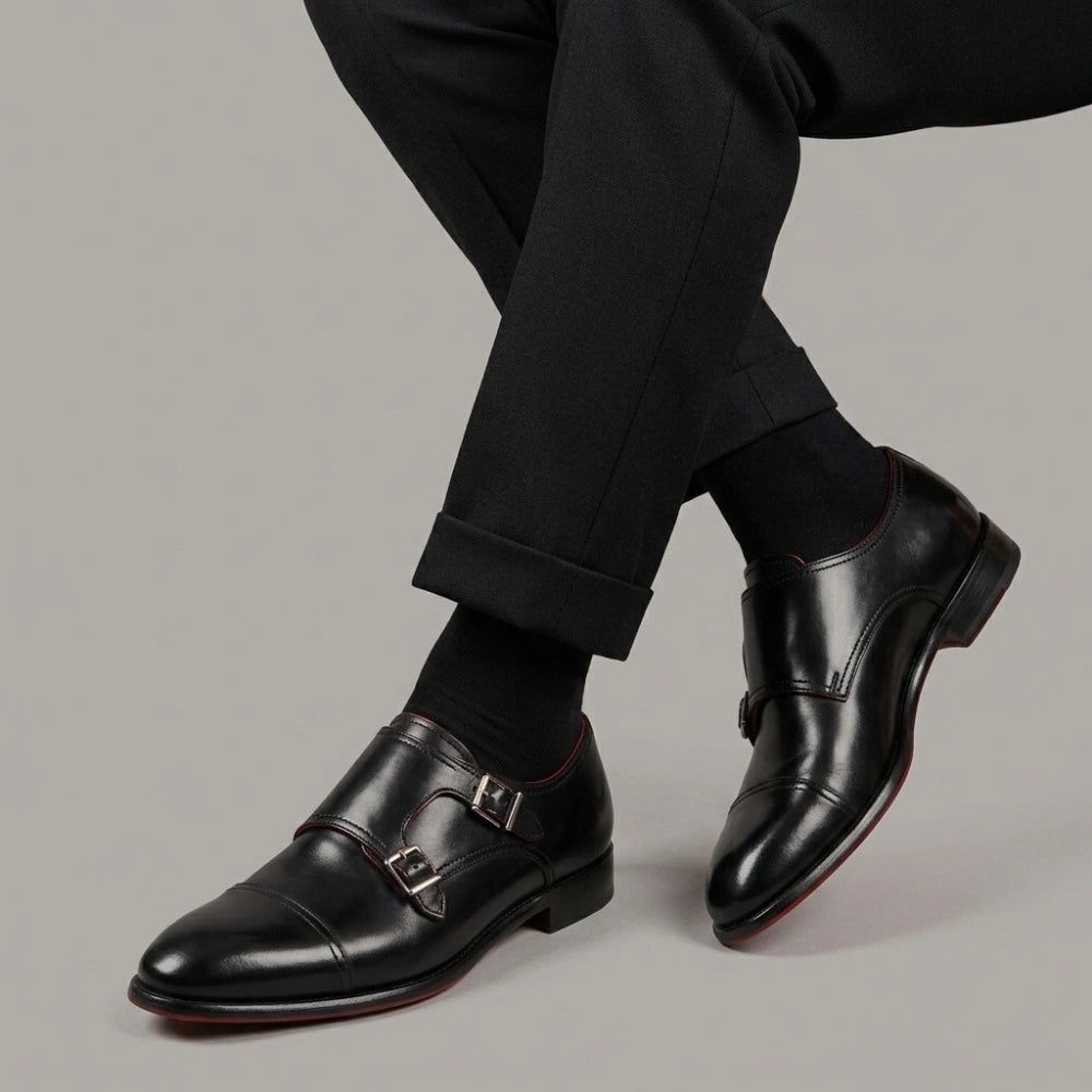 Men's double buckle shoe in black leather