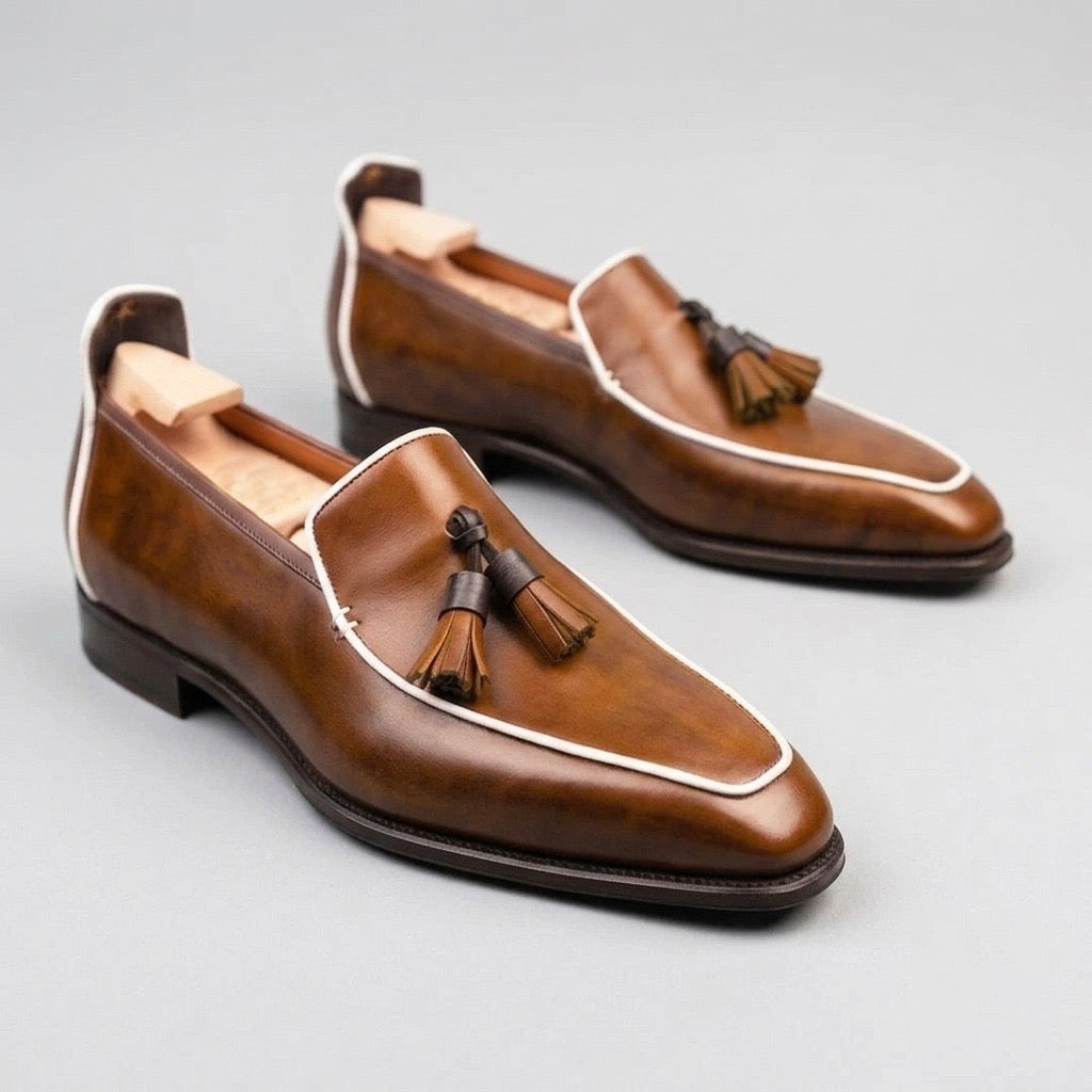 Braune Mokassin-Loafer aus Leder für Herren mit Quasten