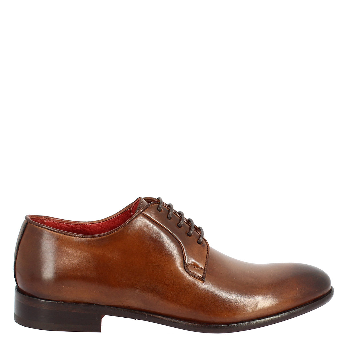 Men's handmade lace-up shoes in brandy leather