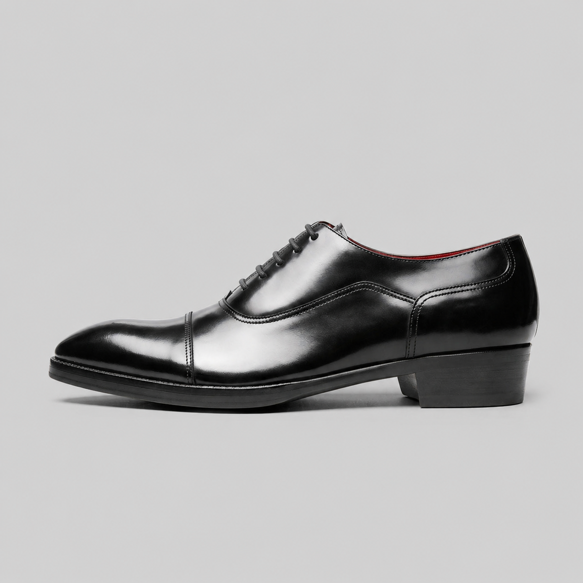 Captoe Oxford - Black in just €184.99