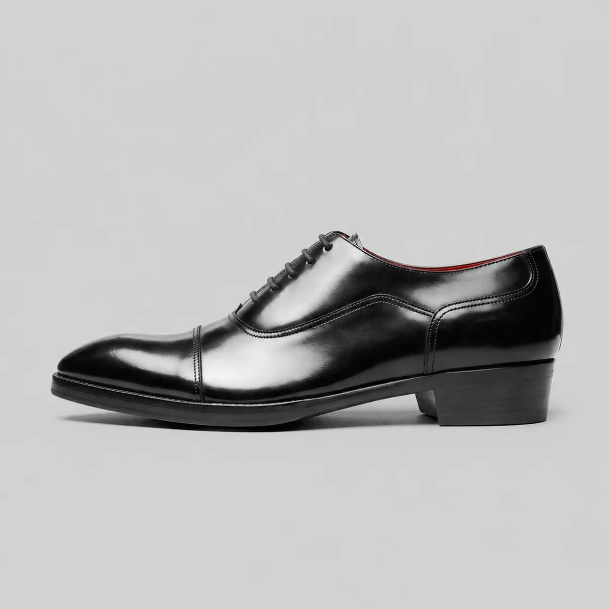 Captoe Oxford - Black in just £184.99
