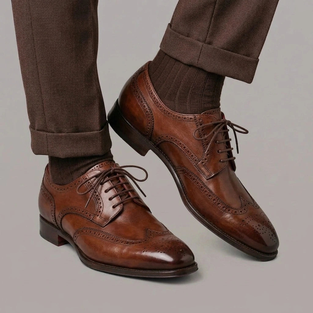 Men's derby in light brown leather with swallowtail and square toe