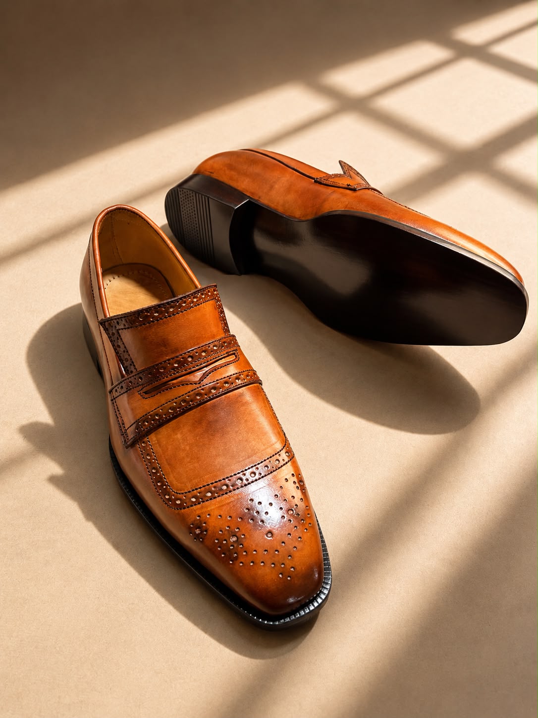 Mocassins Brogue Penny en cuir patiné marron pour hommes