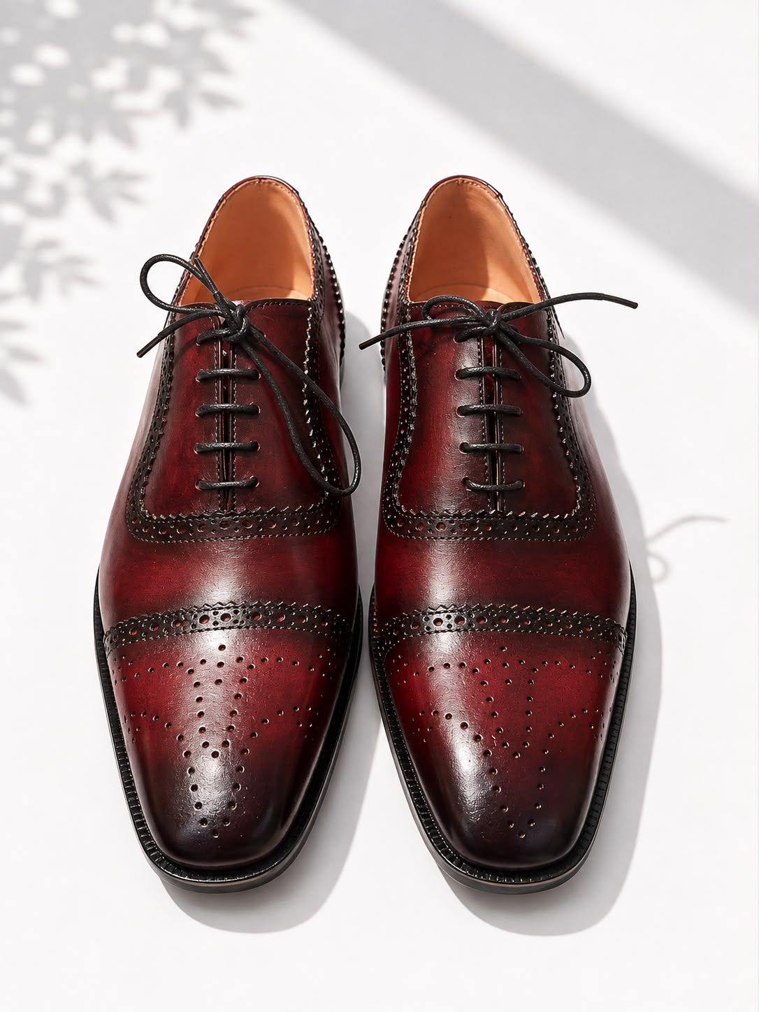 Men's Burgundy Patina Leather Oxford Shoes in just €181.99