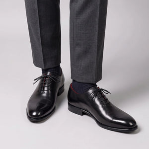Men's elegant black wholecut leather oxford in just €189.99