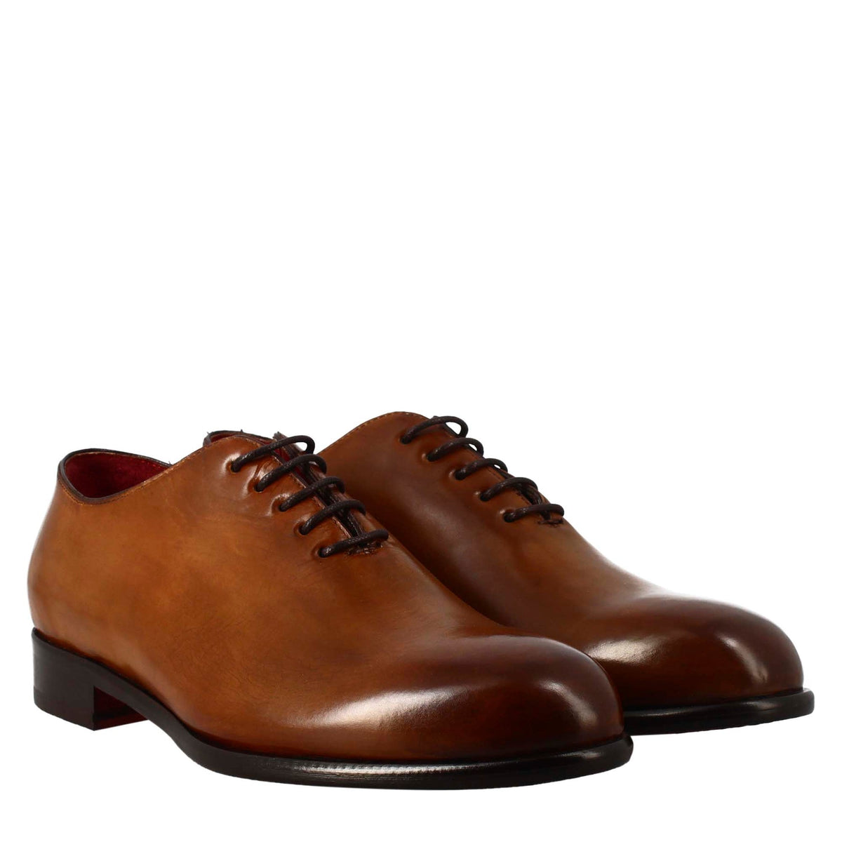 Men's elegant sienna brown wholecut leather oxford in just €189.99