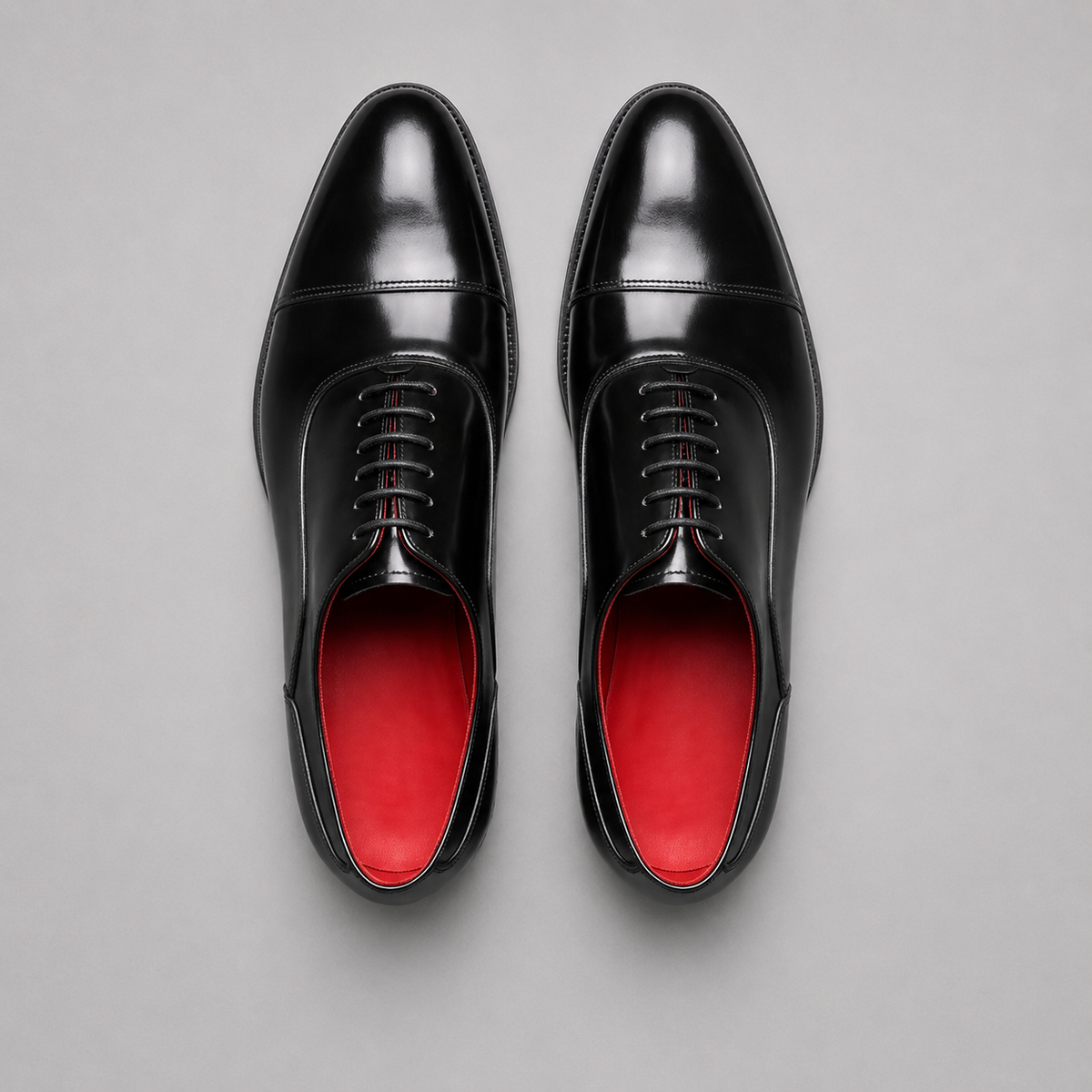 Captoe Oxford - Black in just €184.99