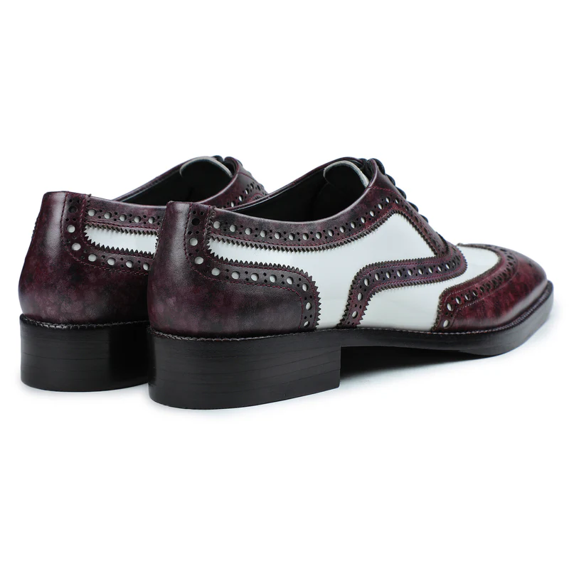 Spectator Wingtip Oxford - Purple & White in just €184.99