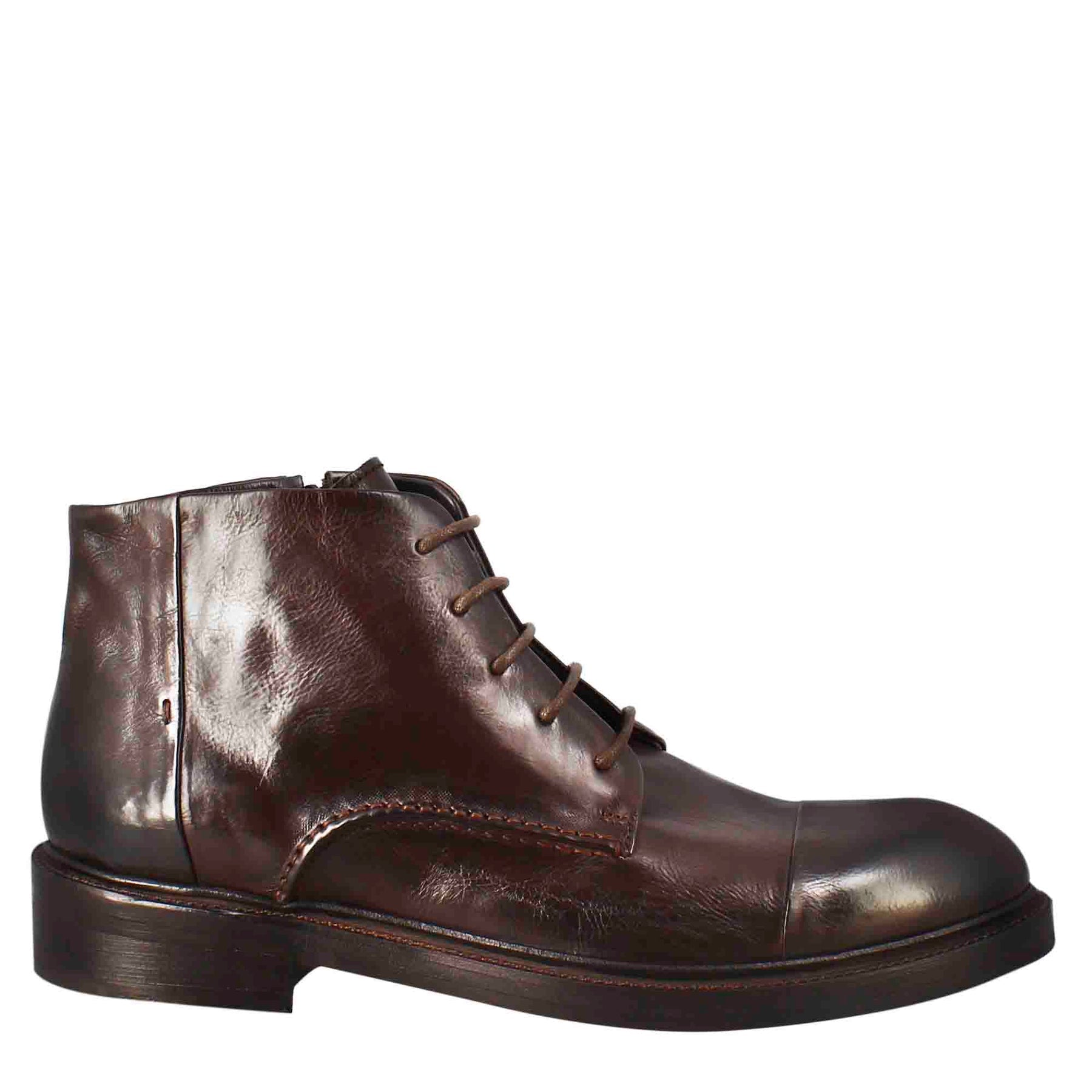 Mittelgroßer Amphibienstiefel für Herren aus gewaschenem Leder in Dunkelbraun