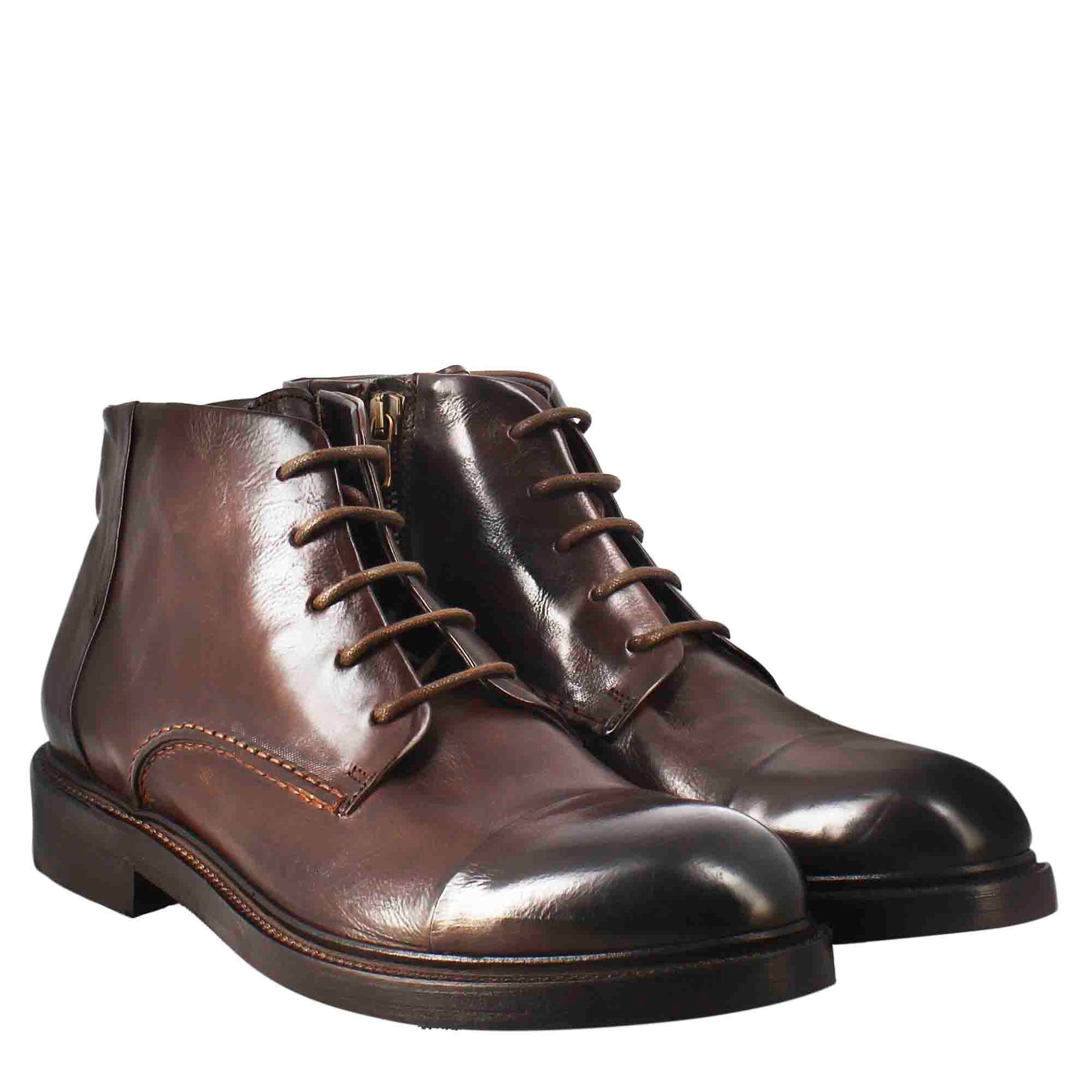 Mittelgroßer Amphibienstiefel für Herren aus gewaschenem Leder in Dunkelbraun