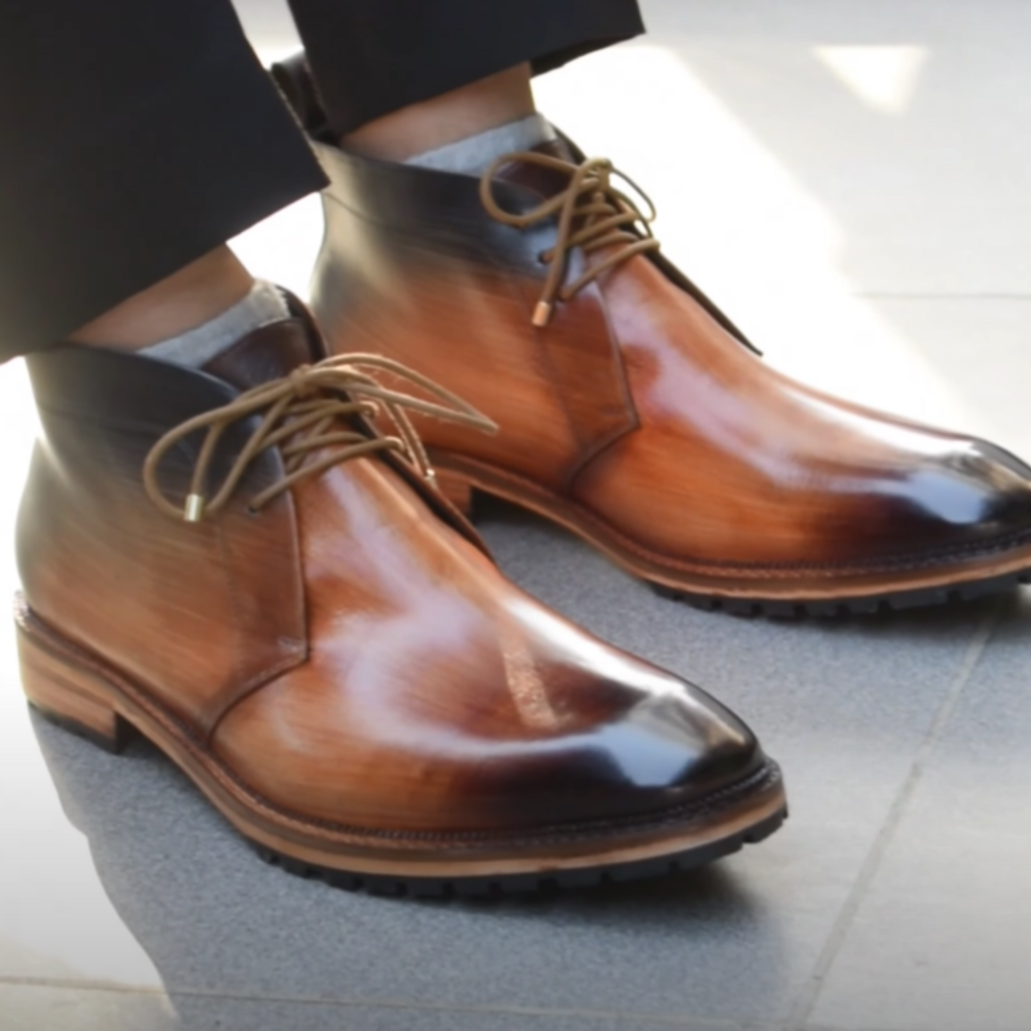 Klassische Chukka-Stiefel - Hellbraun