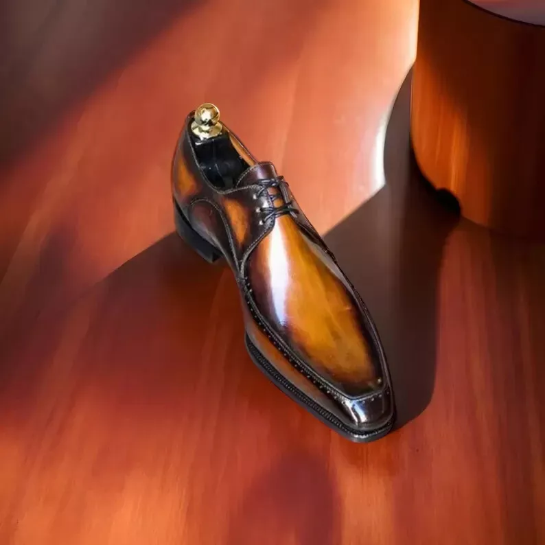 Derby-Schuhe aus hellbraunem Patina-Leder für Herren