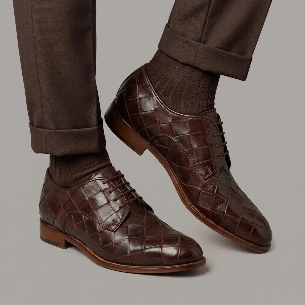 Derby homme élégant vintage marron foncé en cuir tressé
